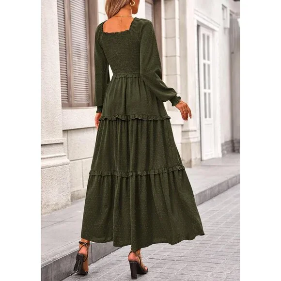 stores selling matching sets and flowy dresses for holidays FOR RENT main image 1